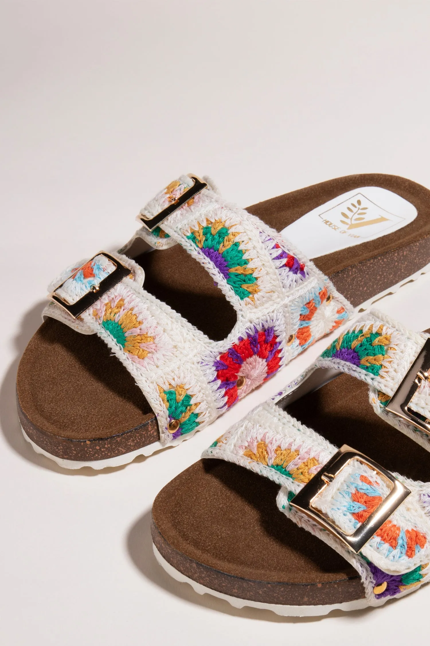Beach Breeze White Flats
