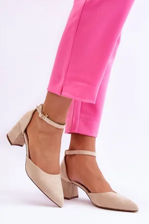 Block heel pumps