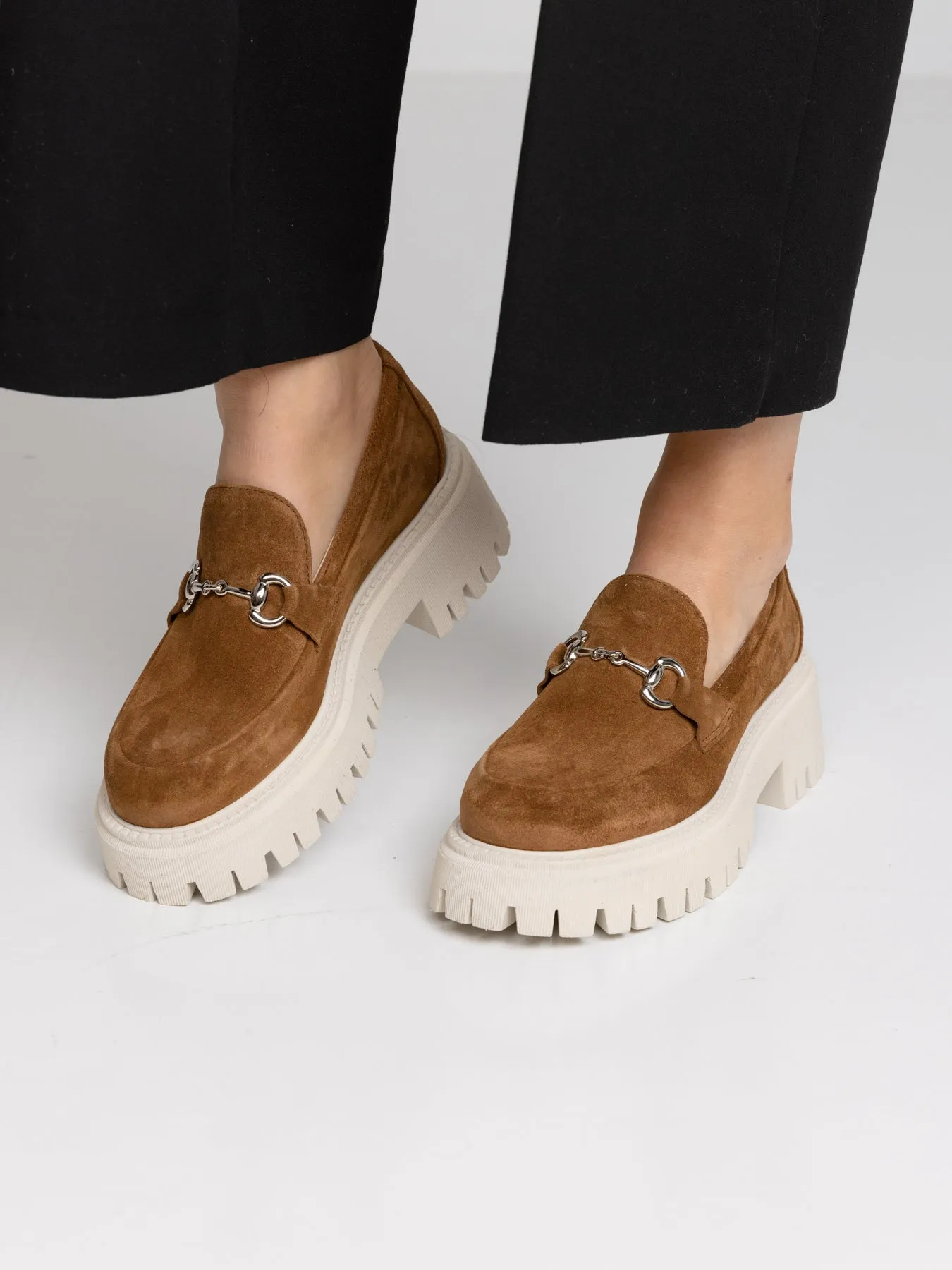 Bukela Hilda semsket cognac loafer med spenne