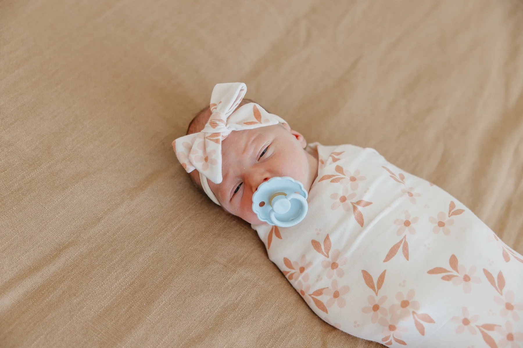 Classic Nylon Bow - Rue