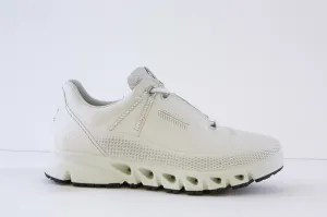 ECCO - 880123 01007 MULTI-VENT - LACED WALKING SHOE - WHITE LEATHER