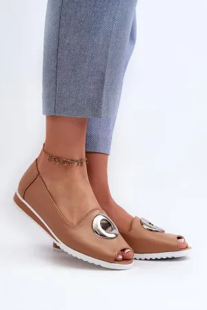 Heel pumps