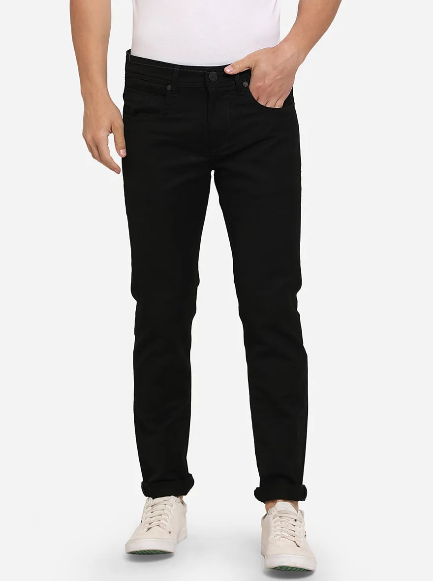 Jet Black Solid Slim Fit Jeans | JadeBlue