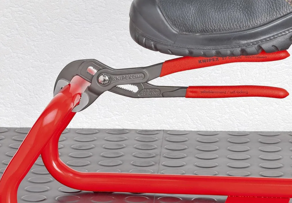 KNIPEX Cobra High Tech Water Pump Pliers 250mm Multi Component Grips 87 02 250 SB