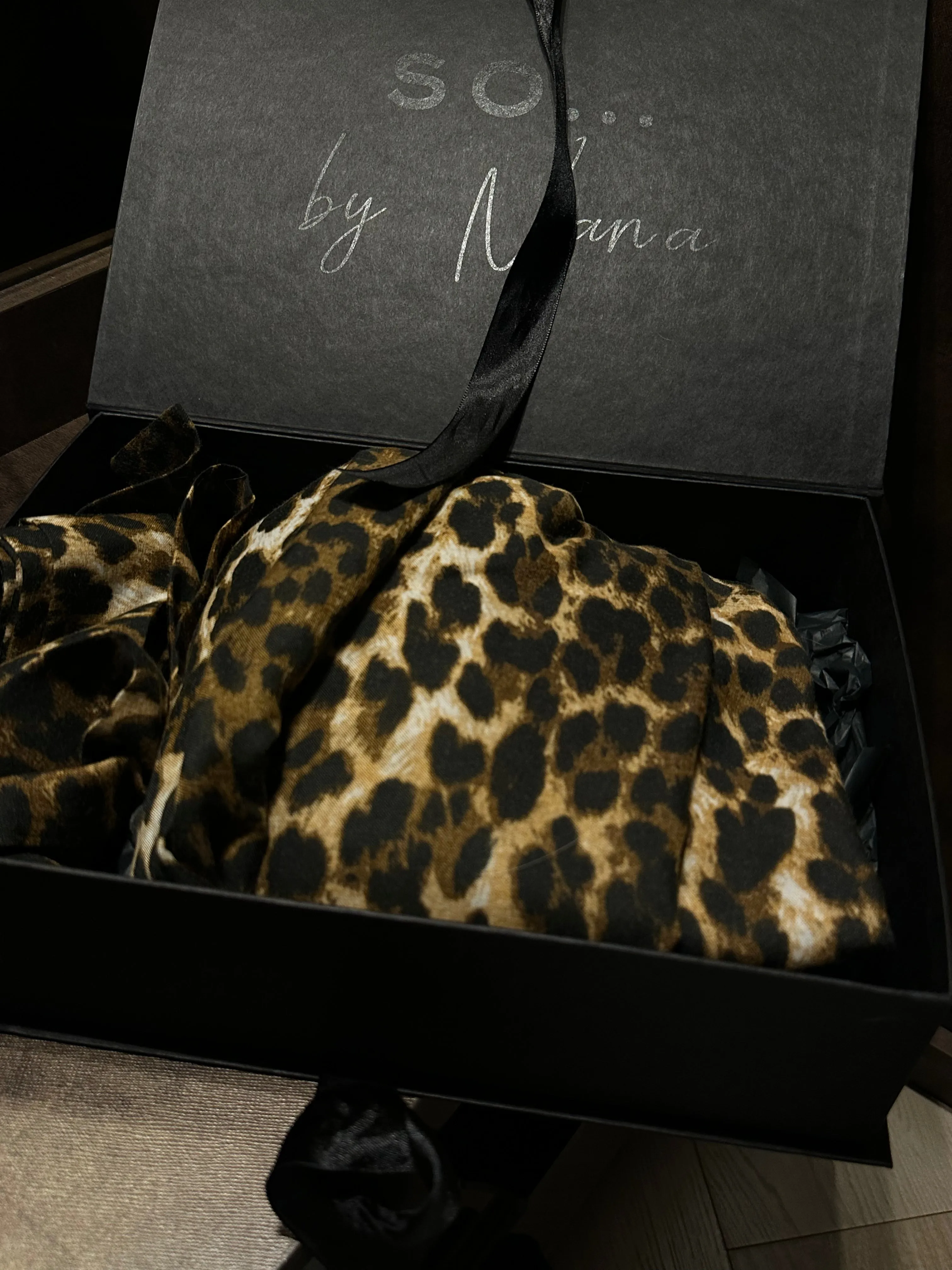 Leo Panther Kimono
