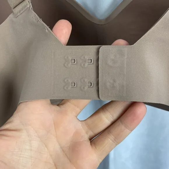 Lululemon Hold True Bra Soft Sand - Size 32E