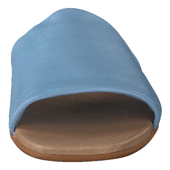 Madeleine Light Blue