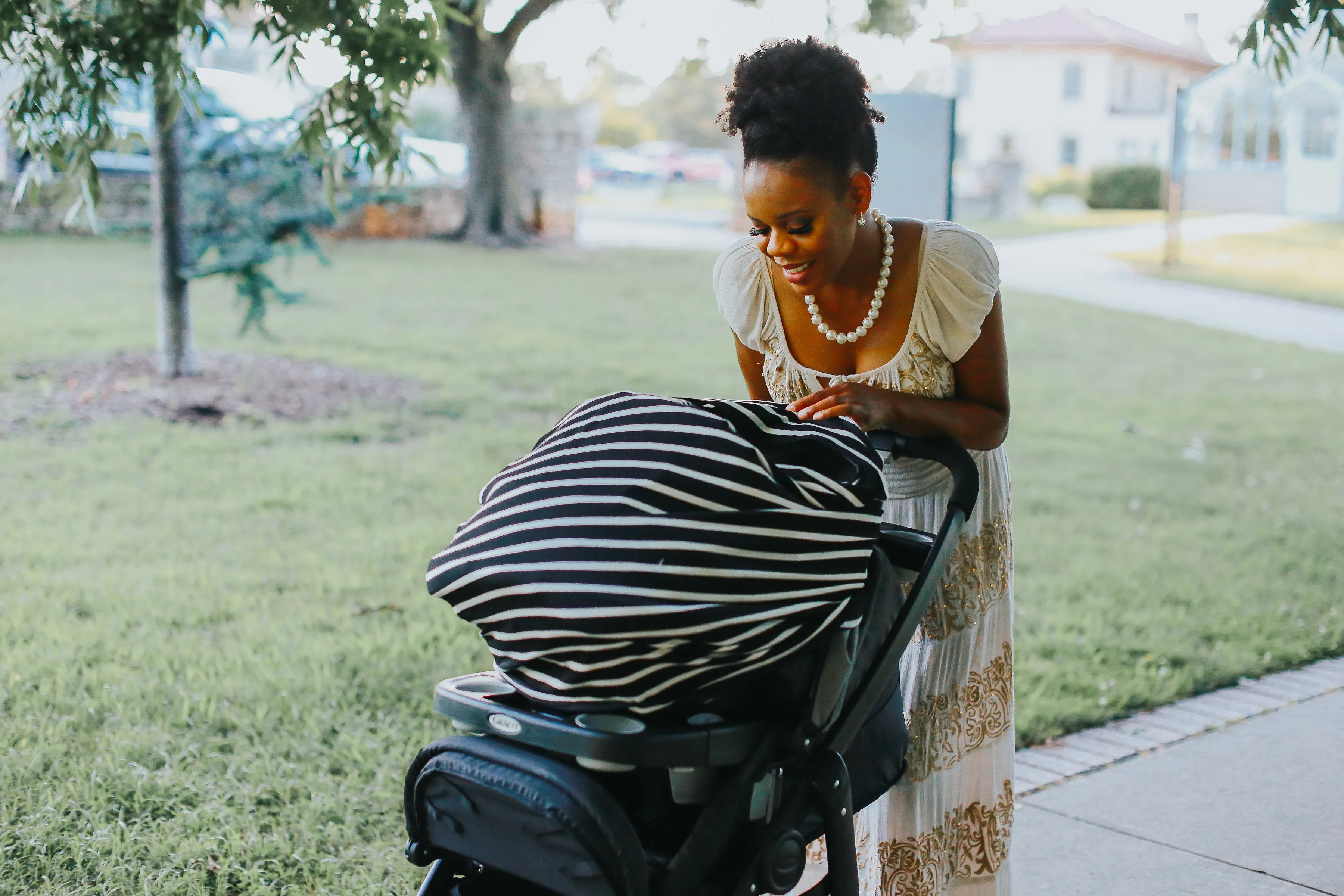 MILKY STRIPES NursElet® Cover
