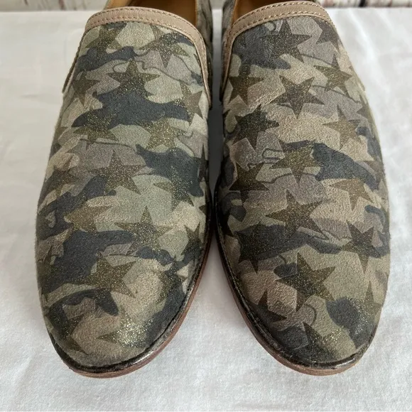 NEW NWOT Trask Ali Metallic Star Camo Leather Loafer Flat Size 10