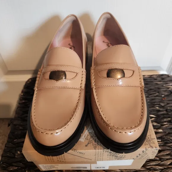 NWT Free People Collection Liv Leather Loafer Camel Size 38 7.5 Academia‎ School