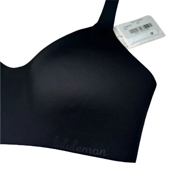 NWT Lululemon Hold True Bra Black 32C