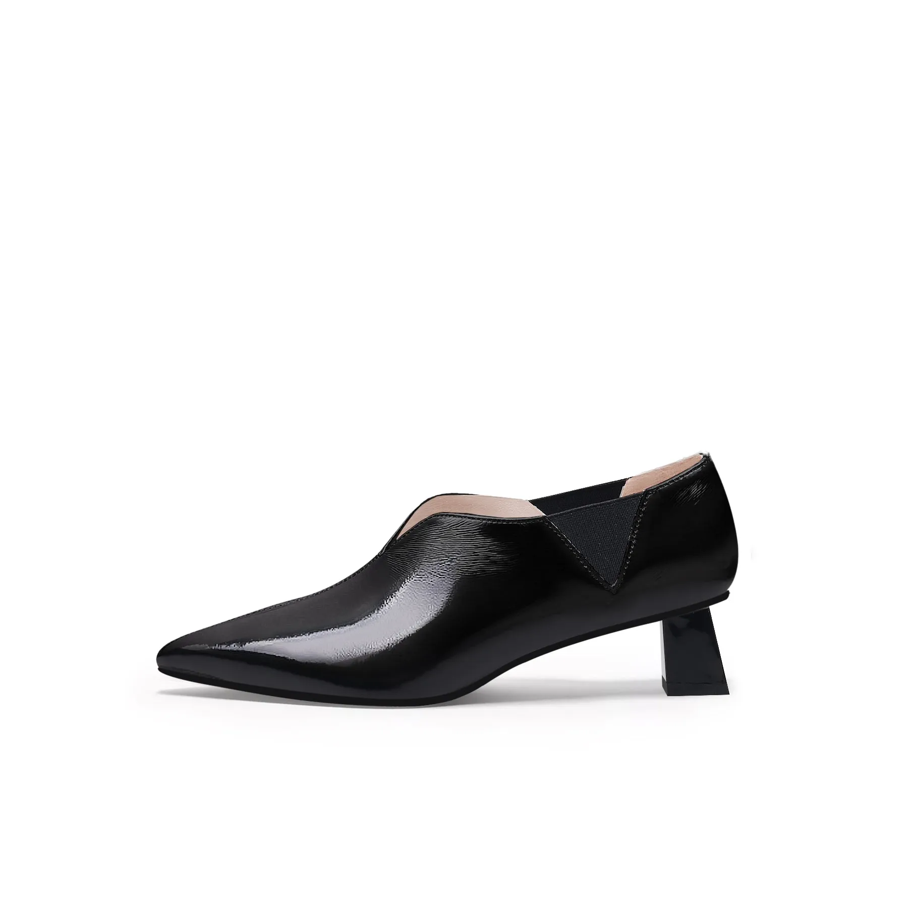 Sharp Toe Leather Pump - Black