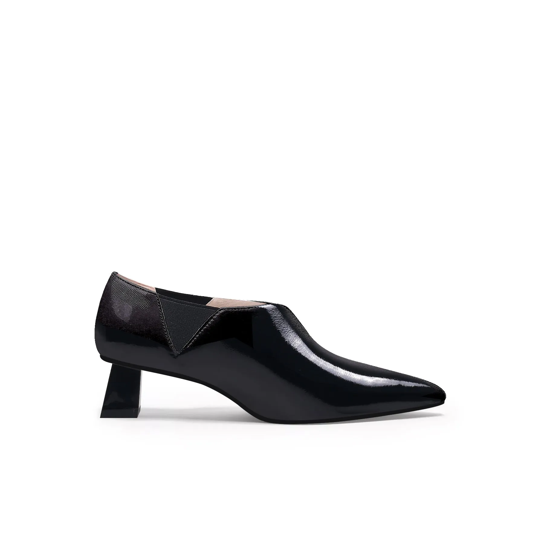 Sharp Toe Leather Pump - Black