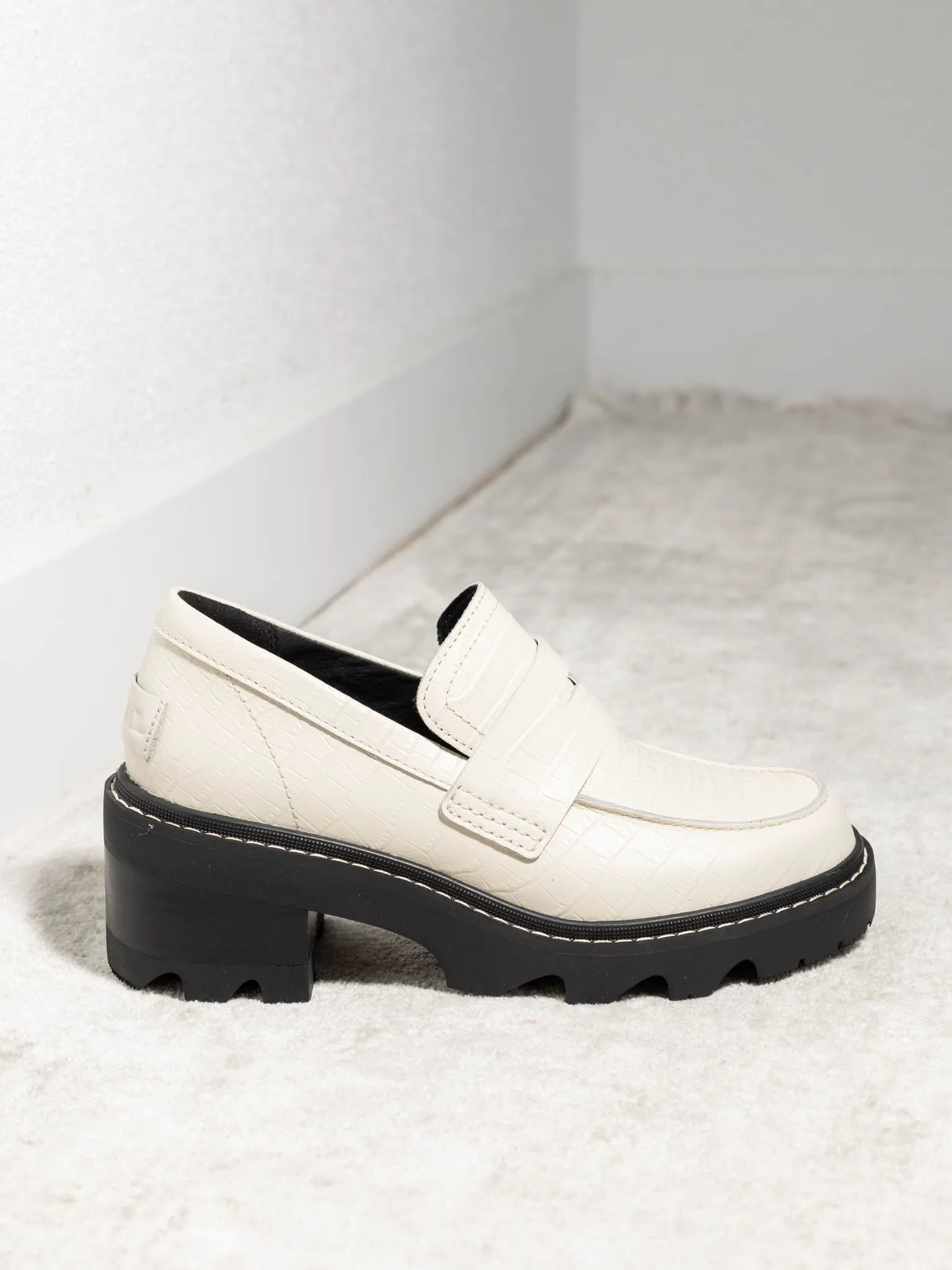 SOREL Joan Now City Loafer - Chalk/Black