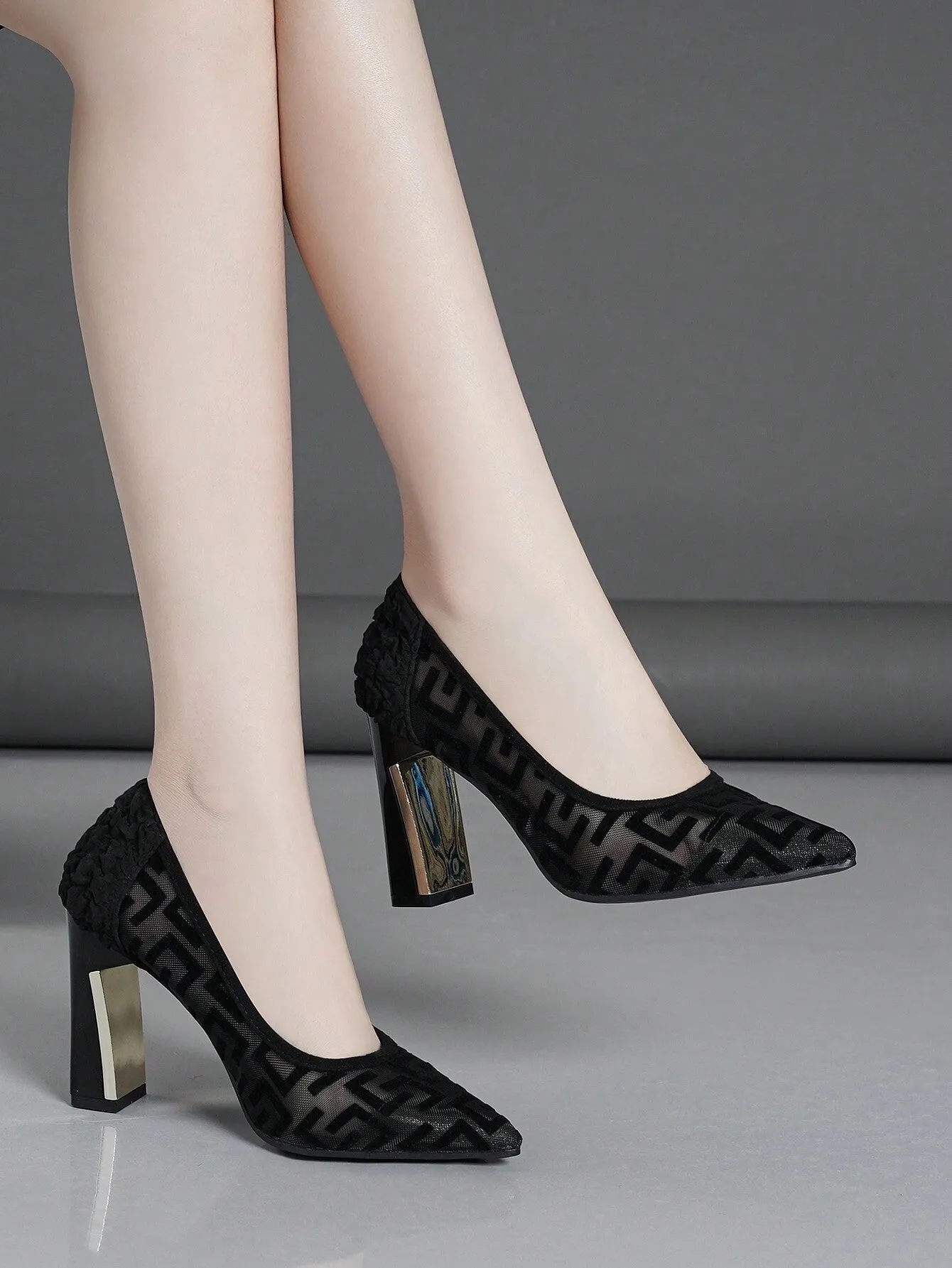 Spring/autumn Ladies Apricot Thin Heel Pointed Toe Stiletto Breathable Mesh Shallow Mouth High Heel Shoes