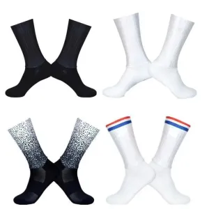 Stylish Summer  Breathable Cycling Socks For Men Anti Slip Seamless Sports Cycling Socks For Men Modern Design Running Sports Socks