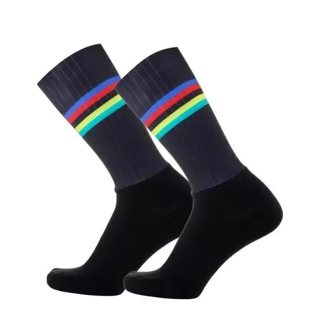 Stylish Summer  Breathable Cycling Socks For Men Anti Slip Seamless Sports Cycling Socks For Men Modern Design Running Sports Socks