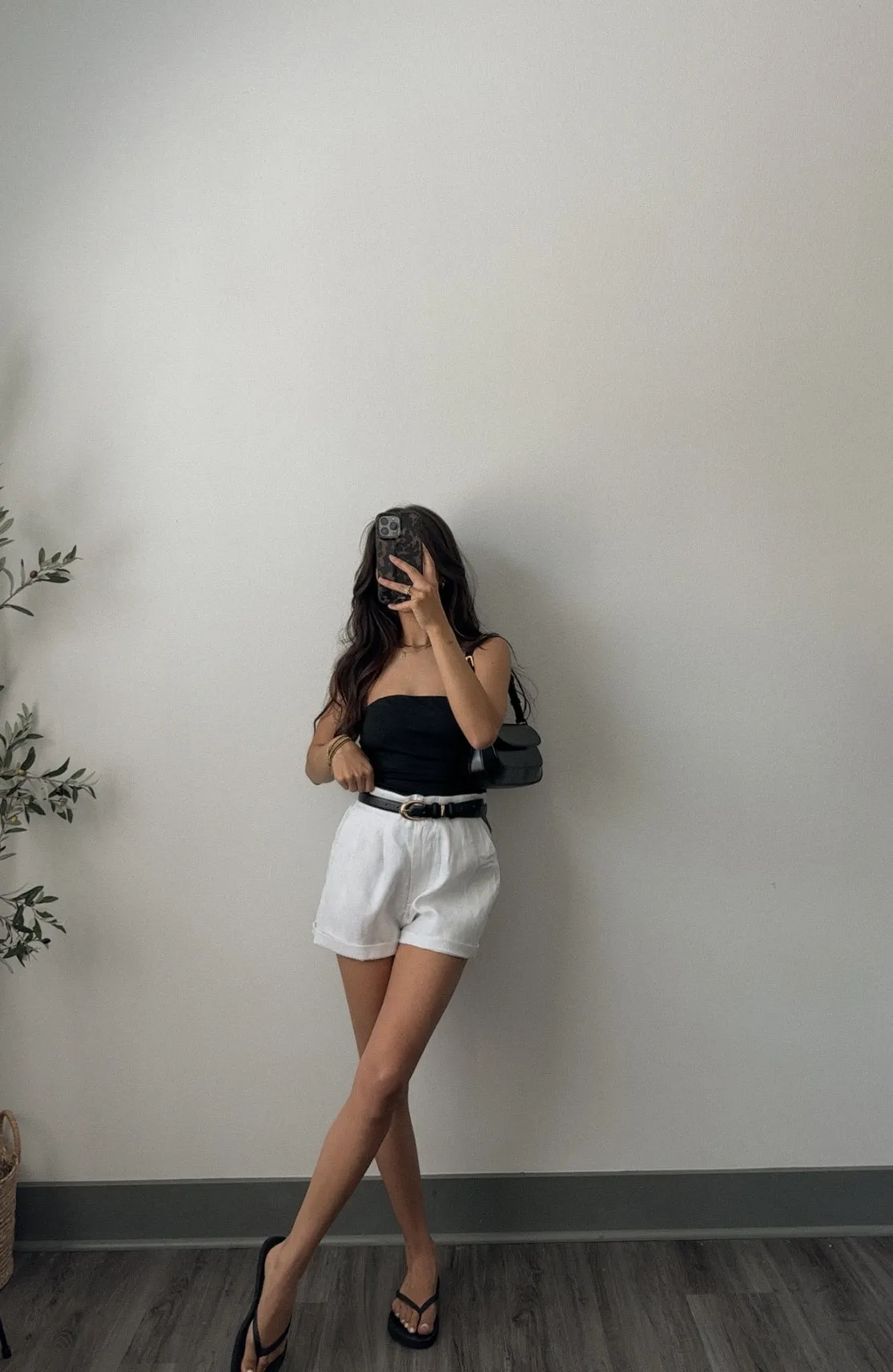 Tavi Shorts (White)