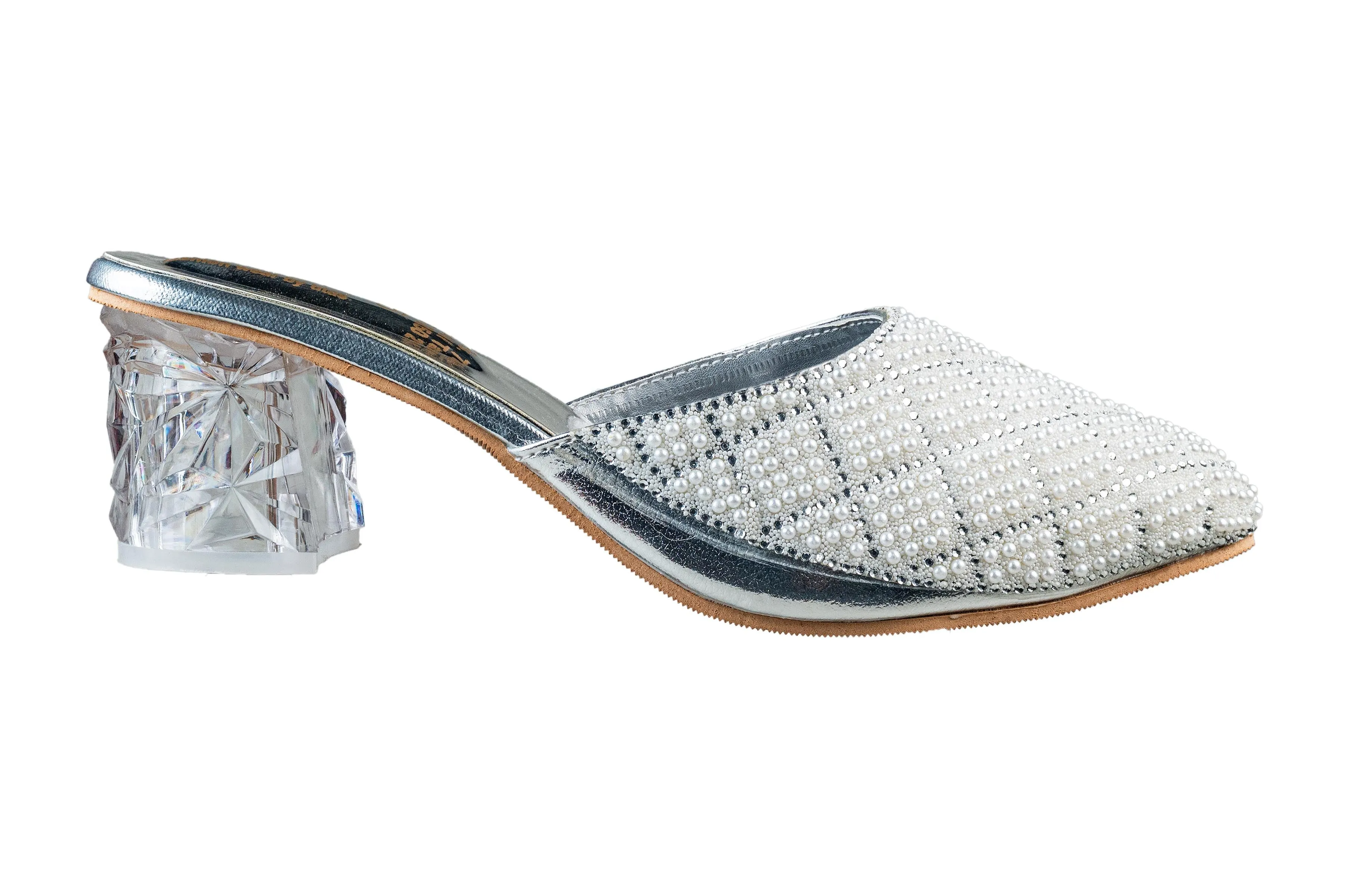 Trendz Silver / White Chappal for Women (Trnz S 250210)