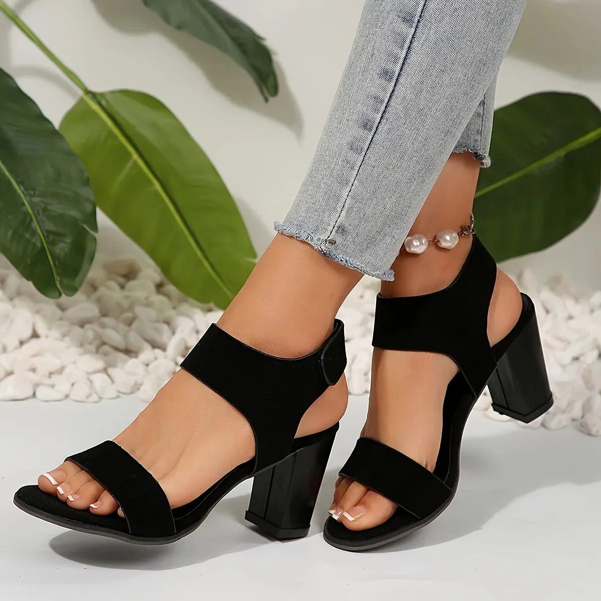 Women's Fashion High Heel Sandals, Black, Chunky Heel, Wide Strap, Magic Tape Closure, Breathable Fabric, Faux Leather Lining, R