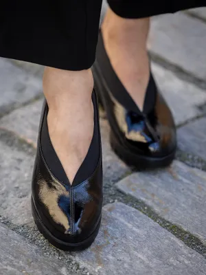 Wonders Lakk loafer med v-strikk og fly-såle