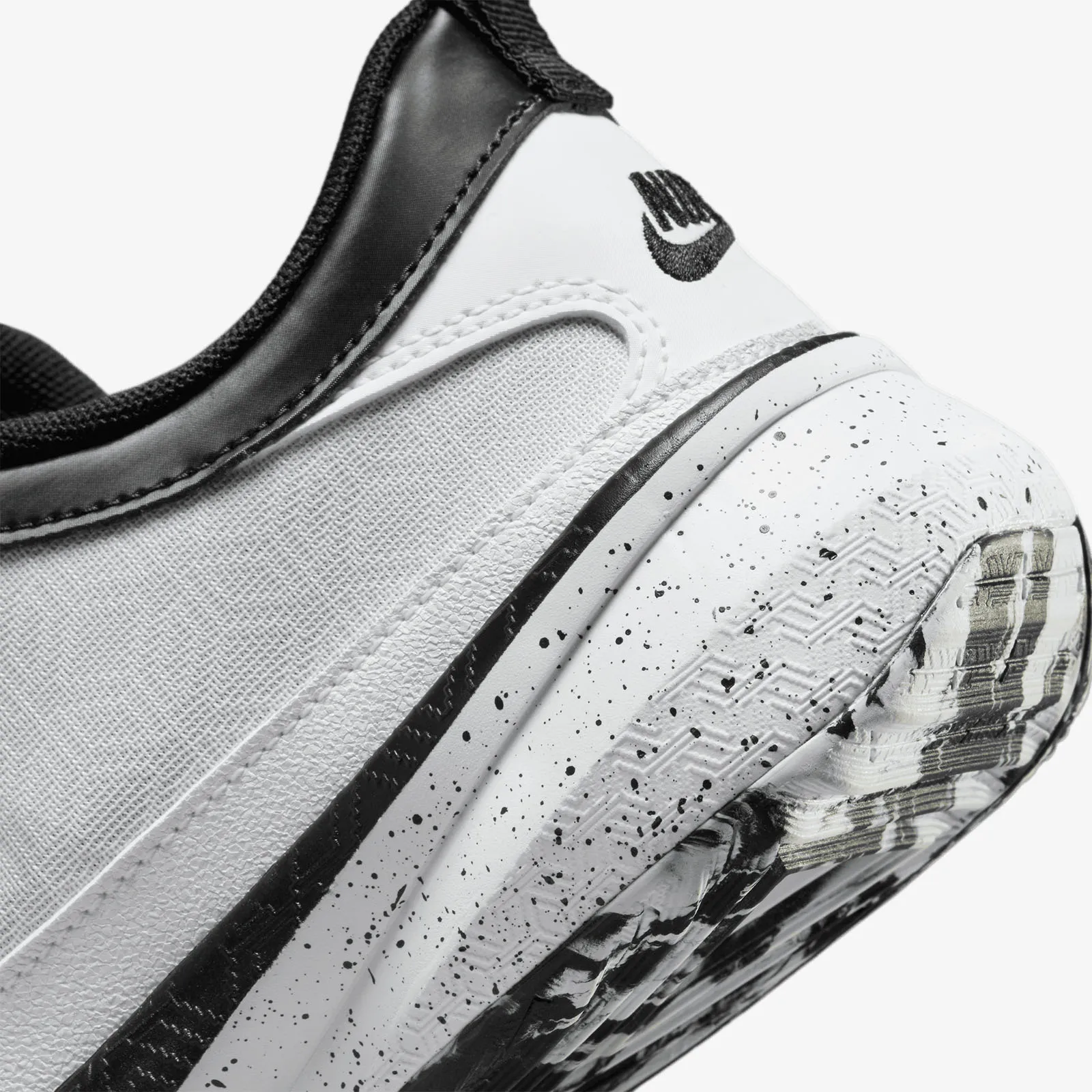 Zoom Freak 5 (GS) - White/Black/Photo Blue