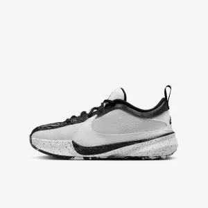 Zoom Freak 5 (GS) - White/Black/Photo Blue